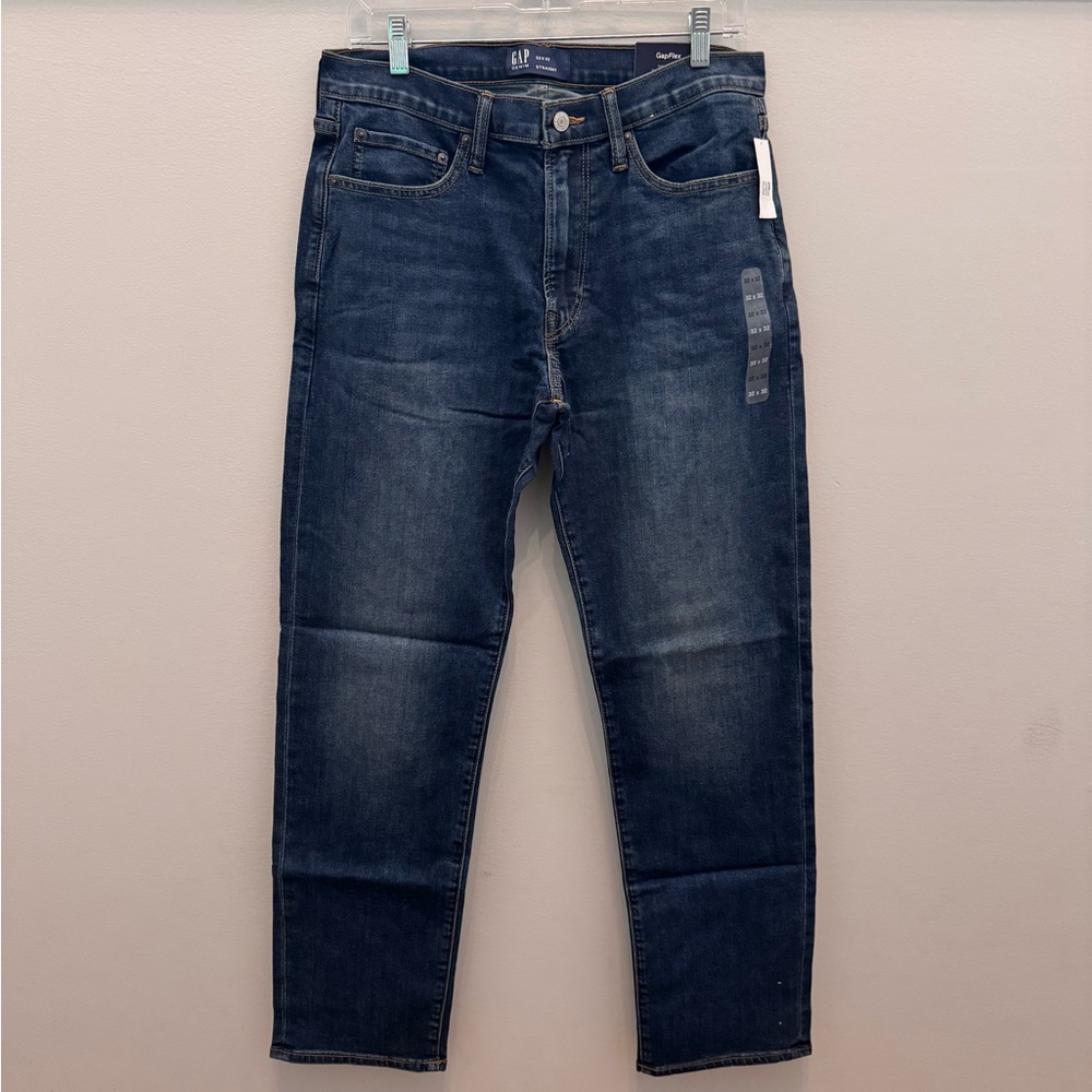 GAP Men's Dark Blue Straight Jeans. 32x32
